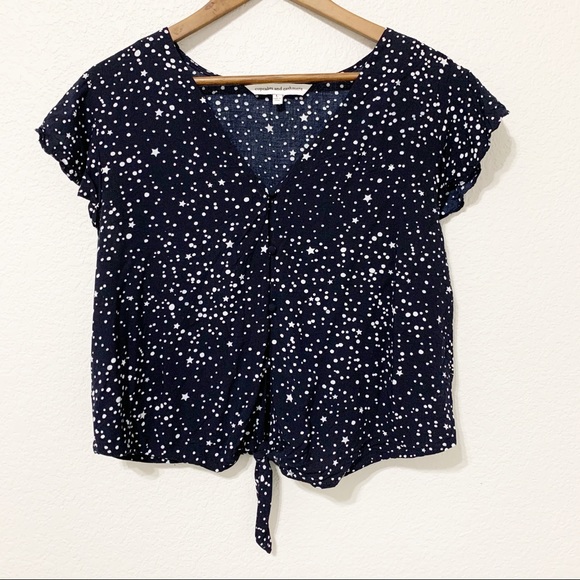 Cupcakes and Cashmere Button Front Crop - Picture 2 of 6